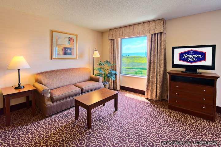 Hampton Inn Шеридан Номер фото